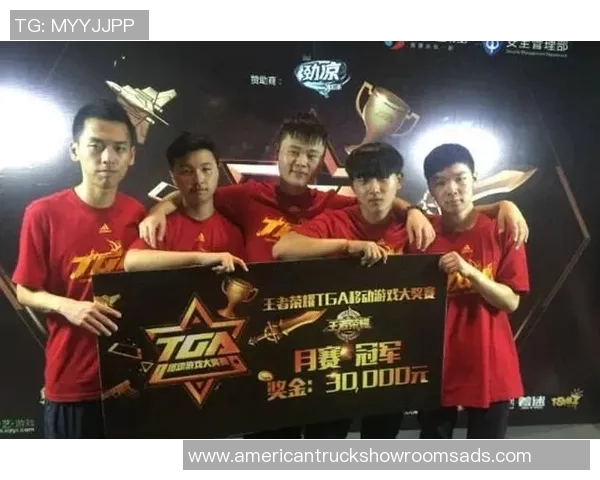 兄弟情深共追梦足球场上两位明星的传奇故事